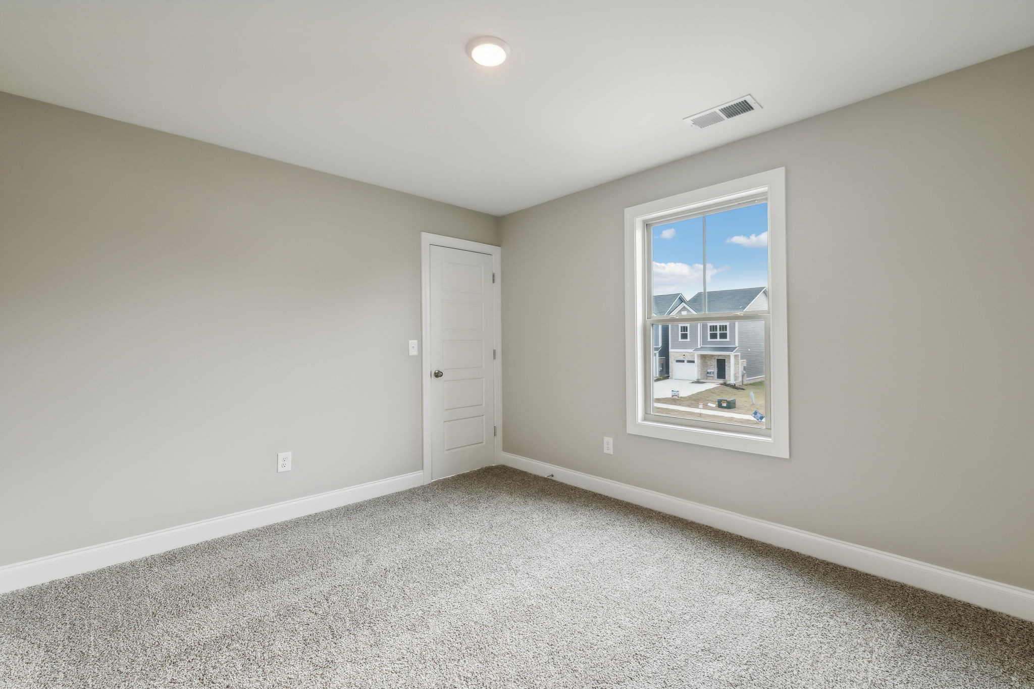 562 Twyla Dr Property Photo 15