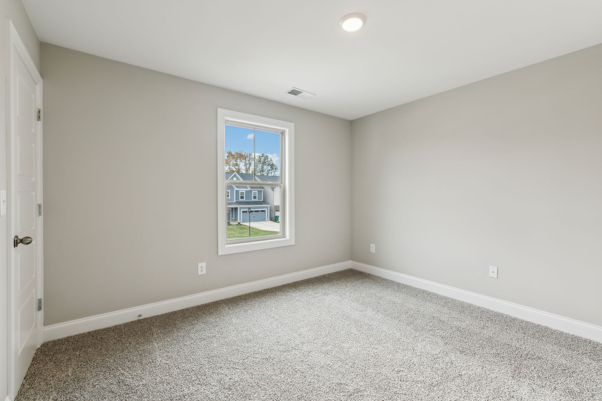 562 Twyla Dr Property Photo 16