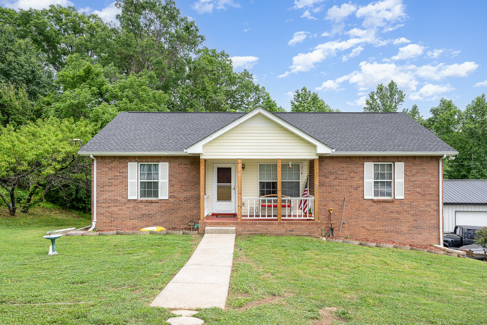 543 Skyview Dr Property Photo 1