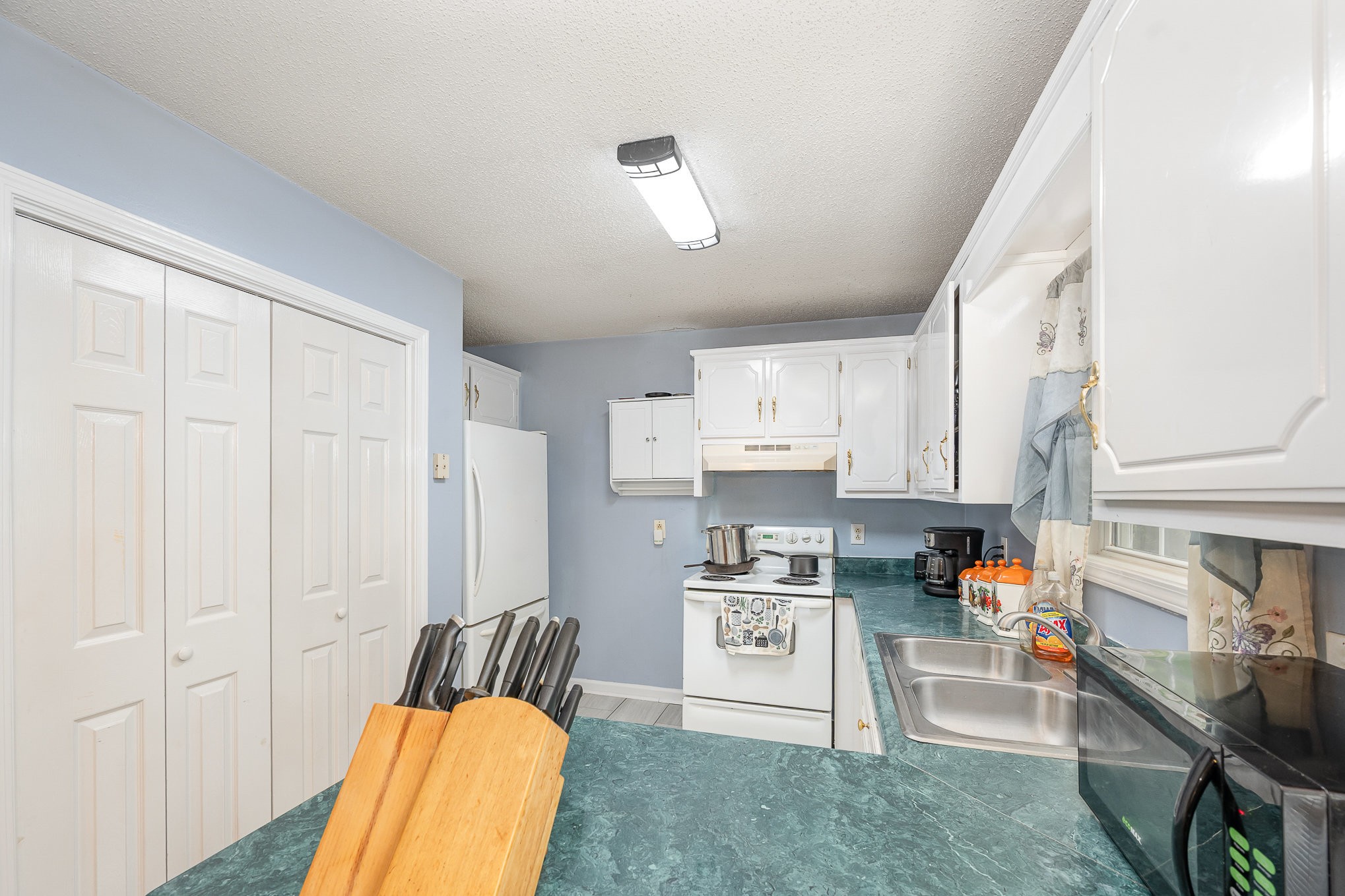543 Skyview Dr Property Photo 12