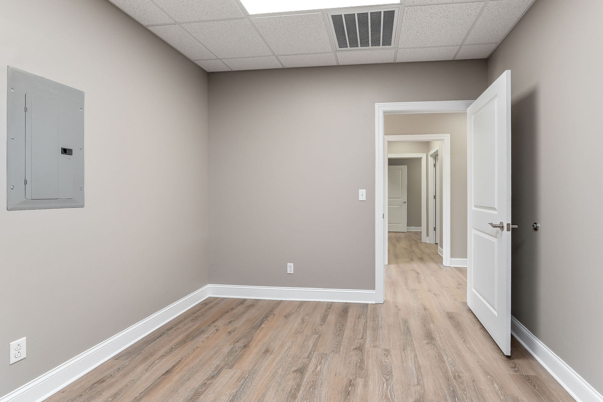 556 N Chancery St Property Photo 10