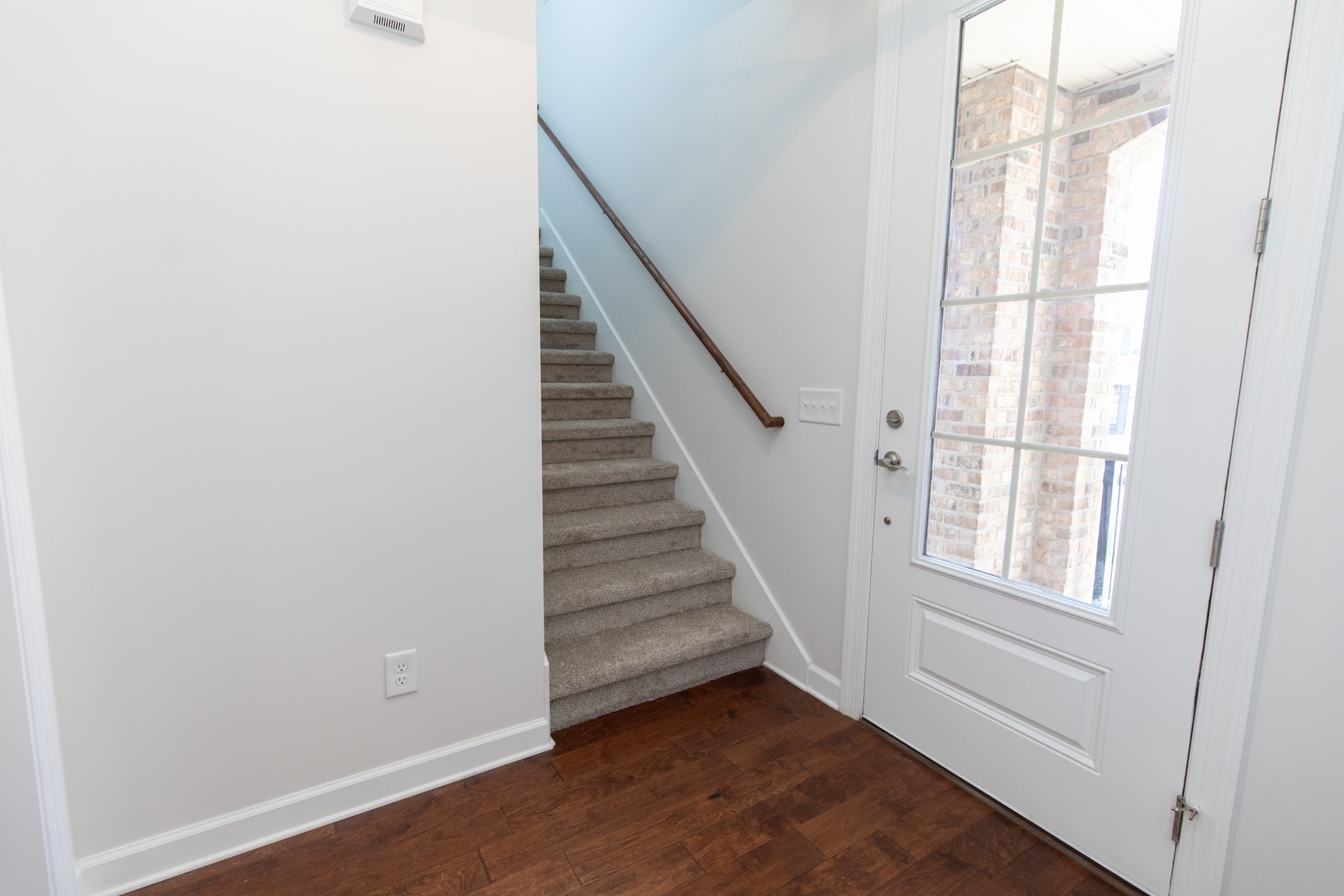 1023 Paddock Park Cir Property Photo 5