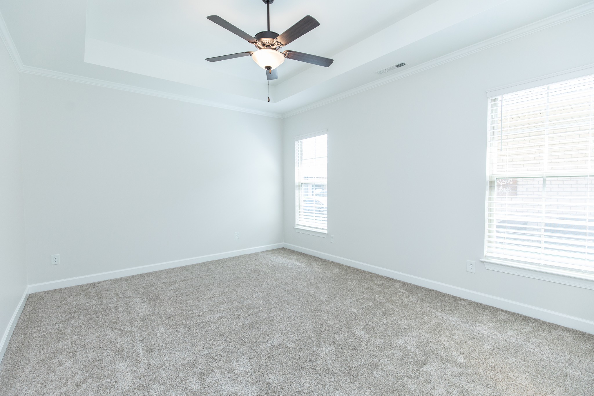 1023 Paddock Park Cir Property Photo 29