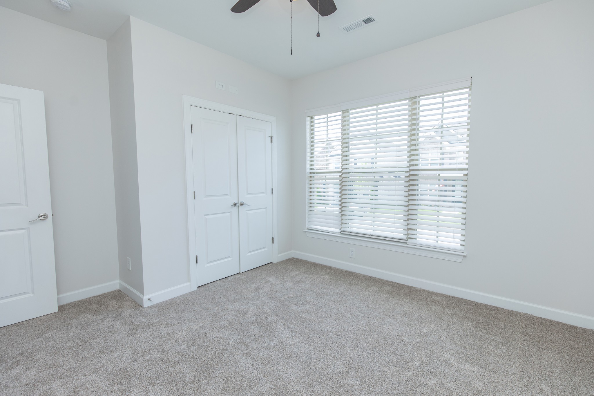 1023 Paddock Park Cir Property Photo 44