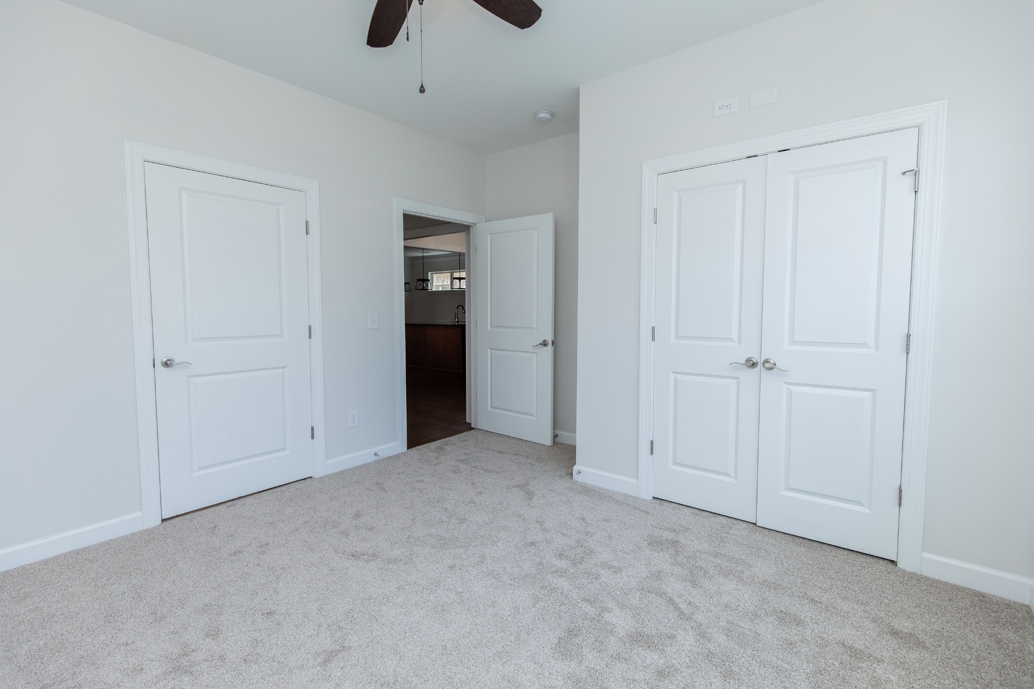 1023 Paddock Park Cir Property Photo 45