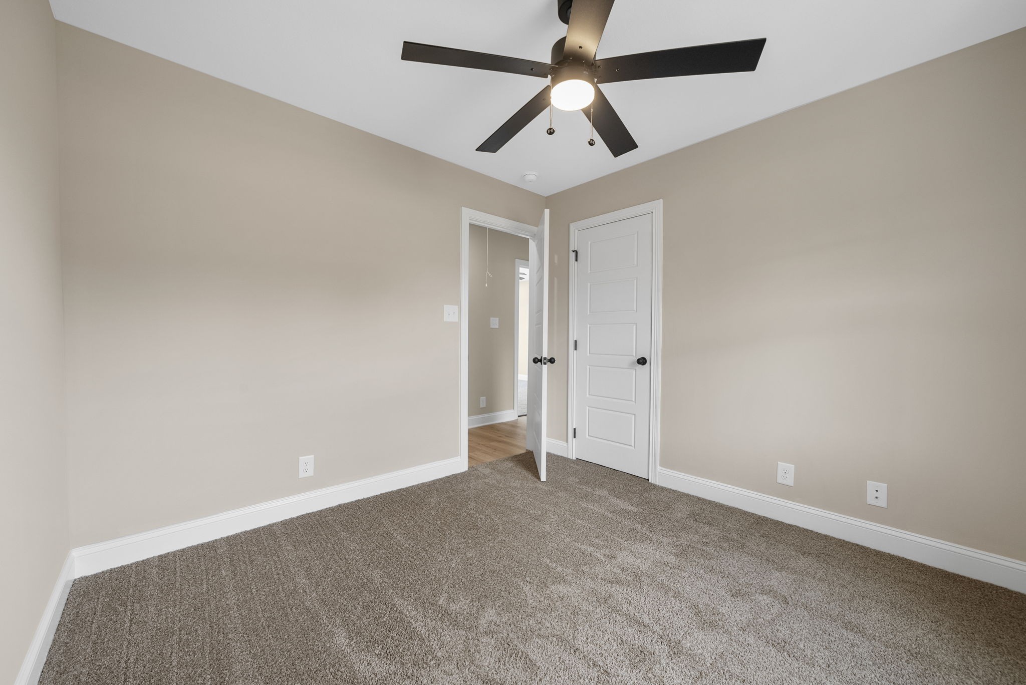 175 Cardinal Creek Property Photo 24
