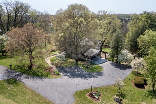 700 Lake Dr Property Photo 7
