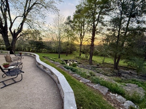 700 Lake Dr Property Photo 11