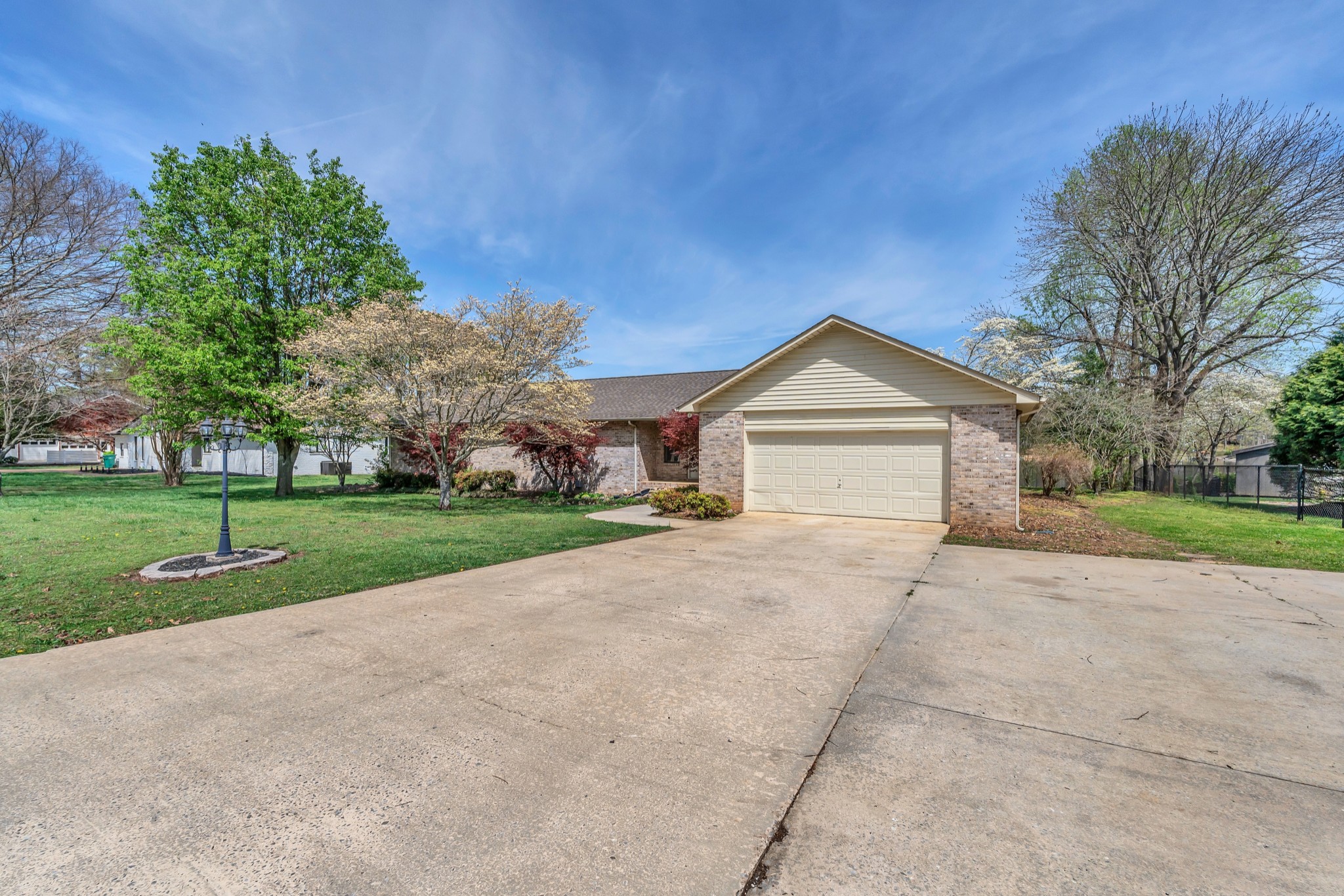 423 Shasteen Bend Dr Property Photo 42