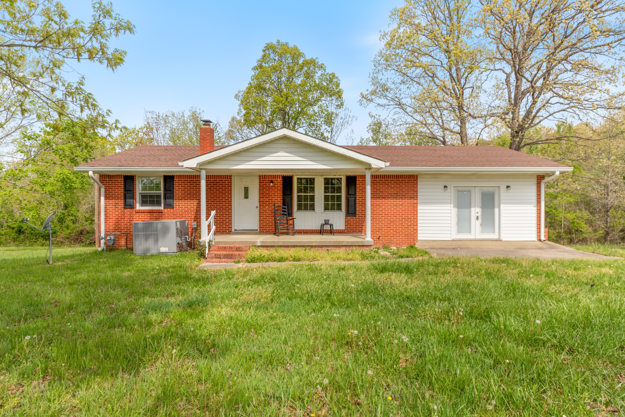 1165 Green Shanty Rd Property Photo
