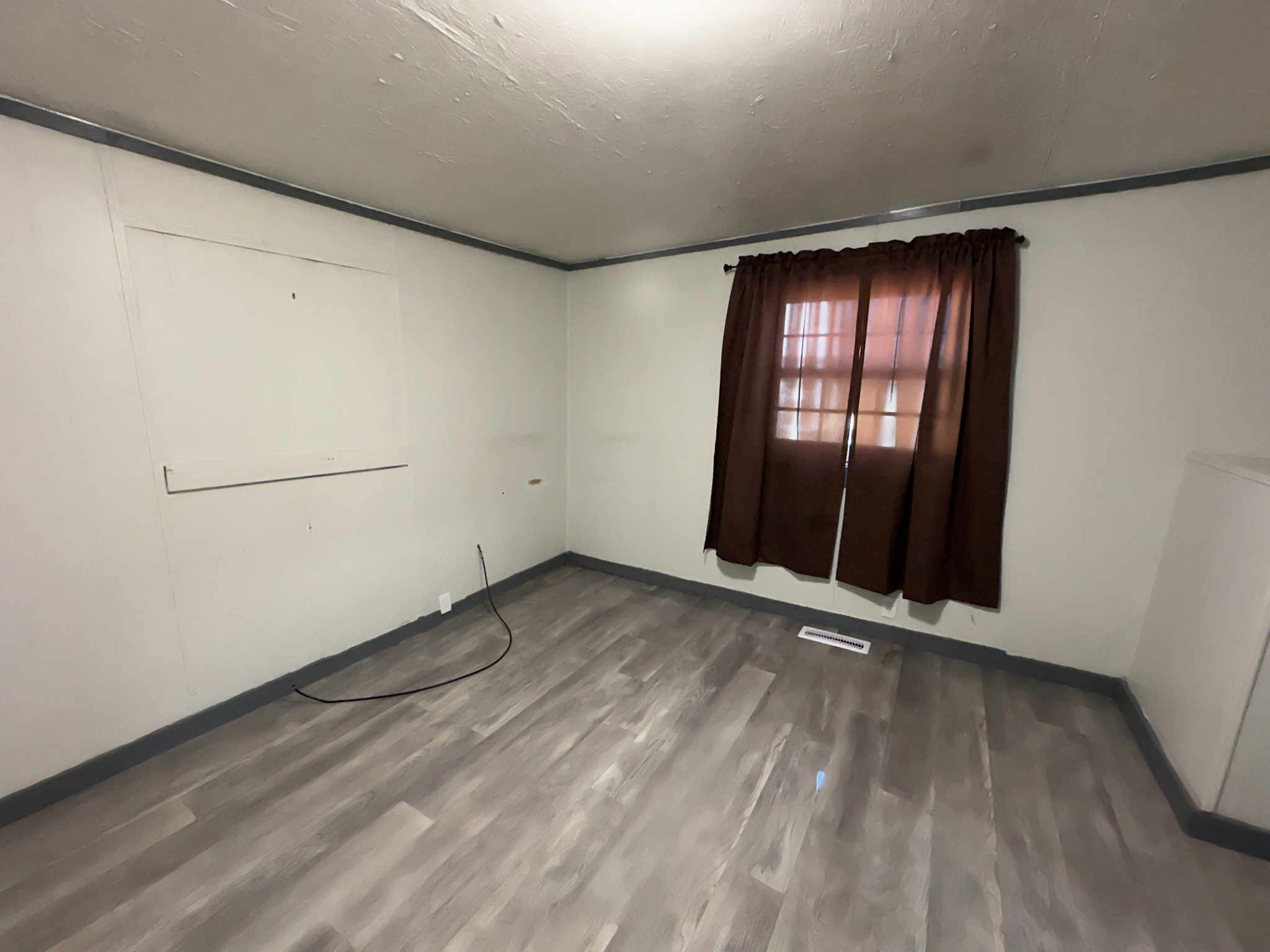 726 Childers St Property Photo 9