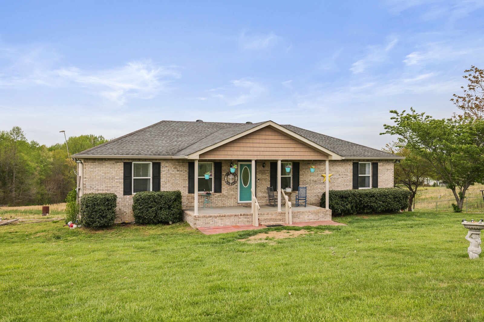 2403 Oak Knob Rd Property Photo