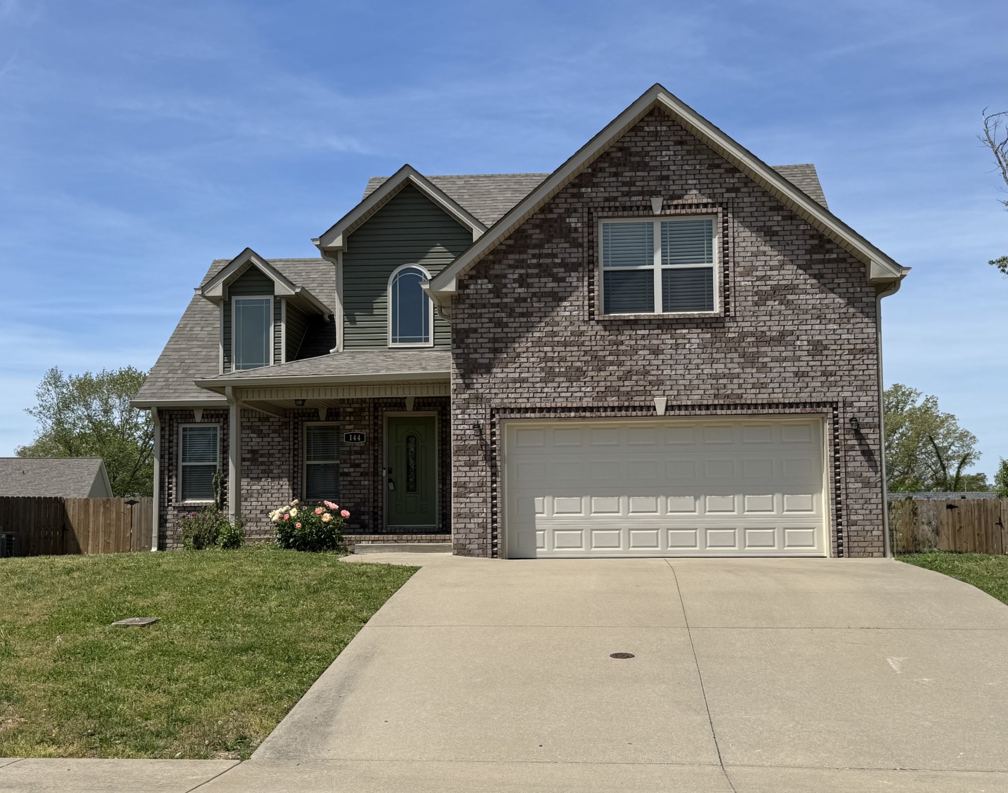 144 Sycamore Hill Dr Property Photo 1