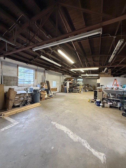 403 Lincoln Ave, S Property Photo 6
