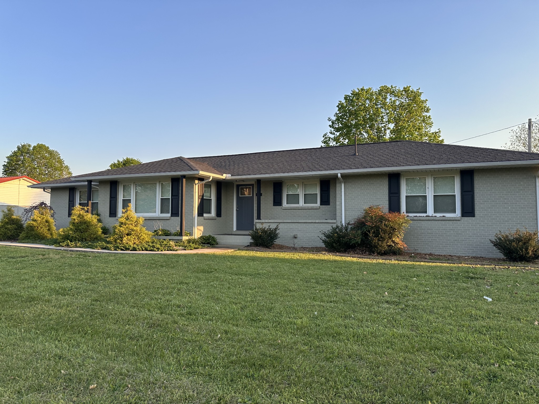 226 Roosevelt Rd Property Photo 1
