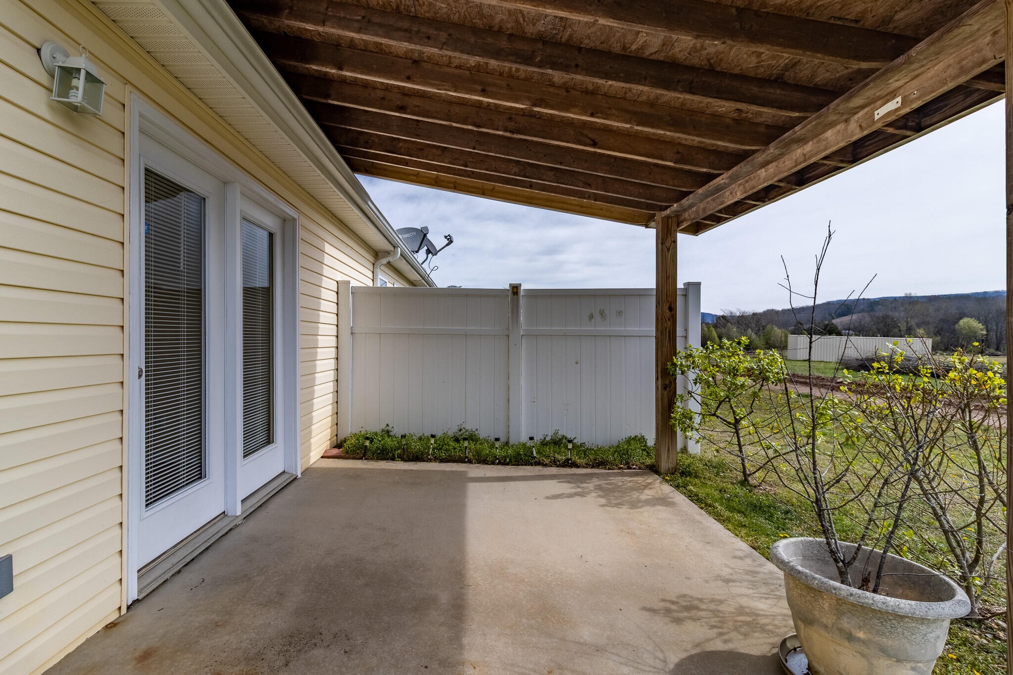 4982 W Valley Road Property Photo 6