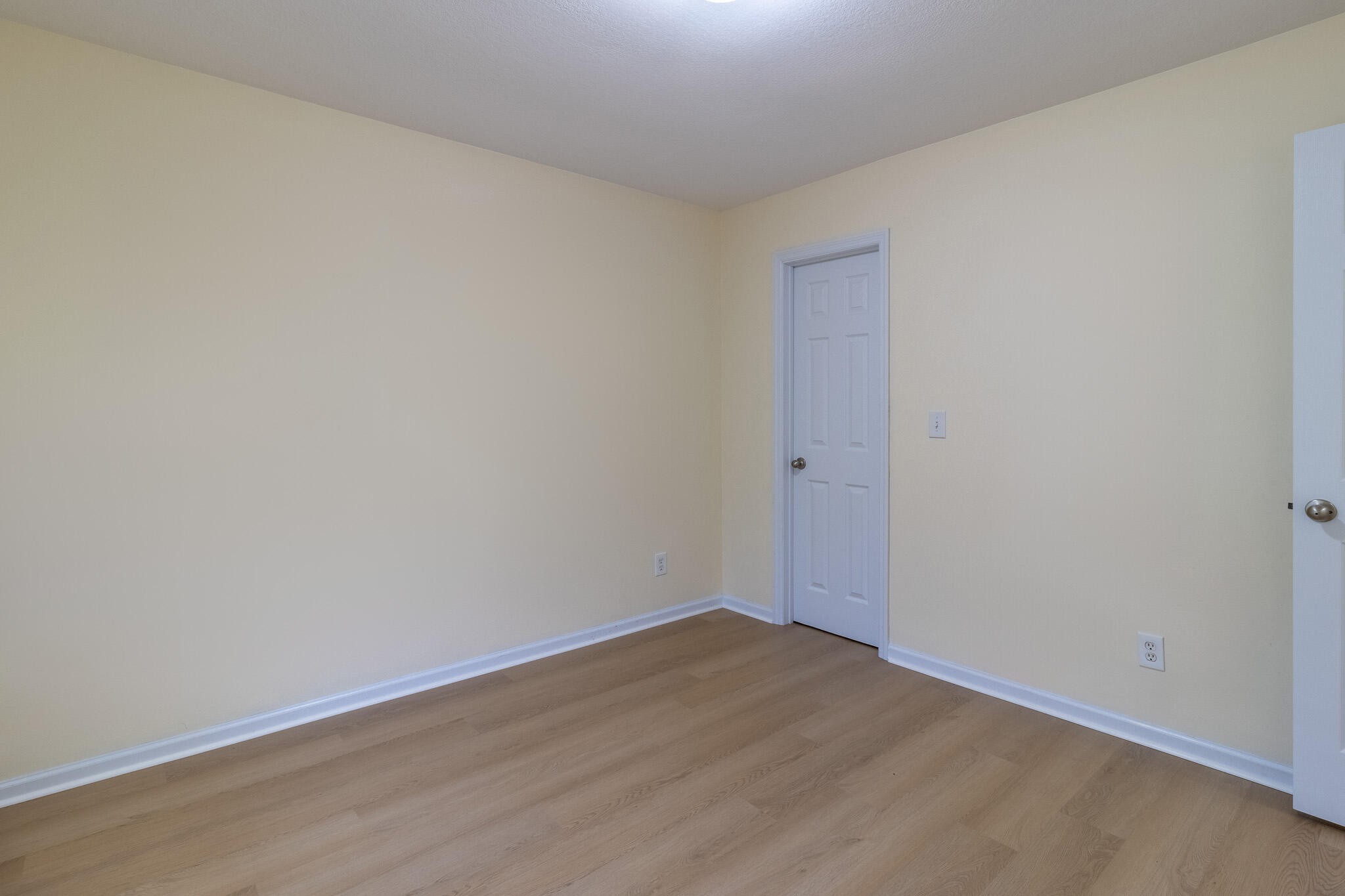 4982 W Valley Road Property Photo 28