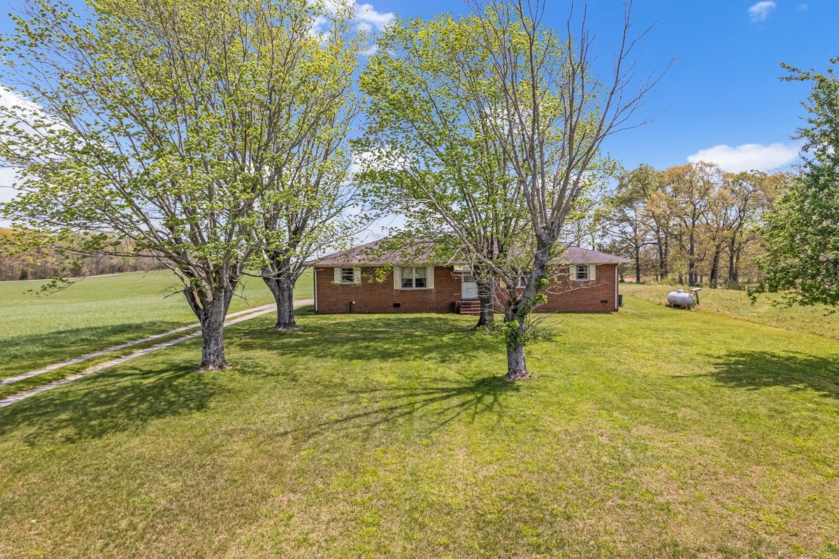 1110 Pomroy Rd Property Photo