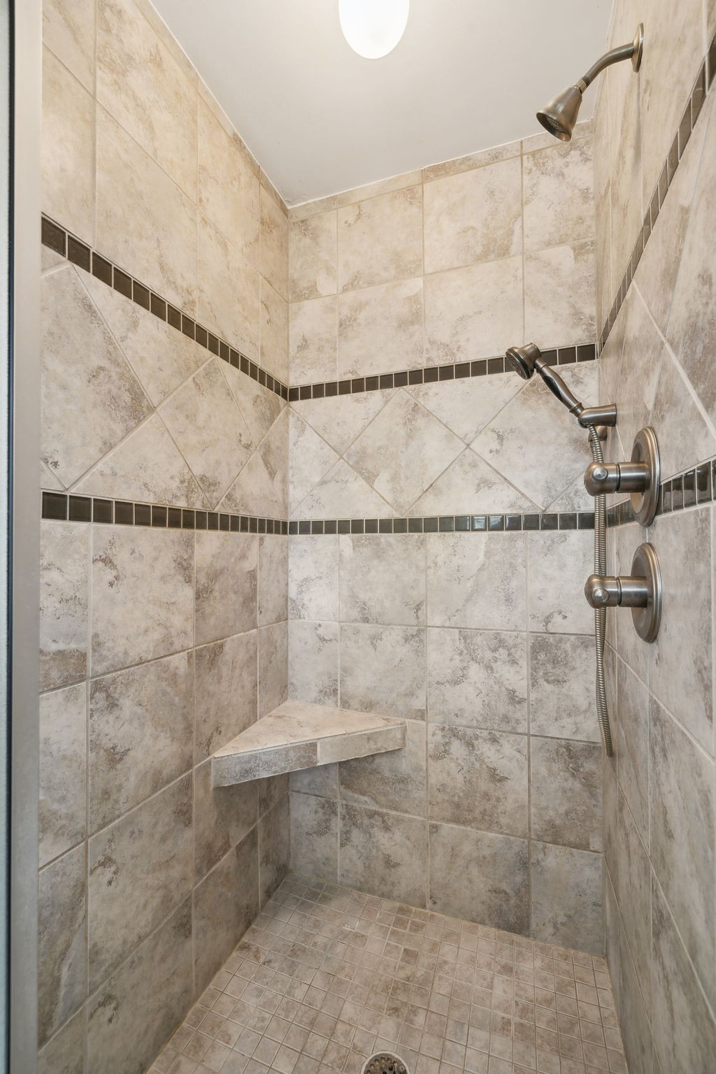 126 Ewingville Dr Property Photo 25