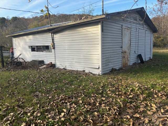 0 31 E Highway Property Photo