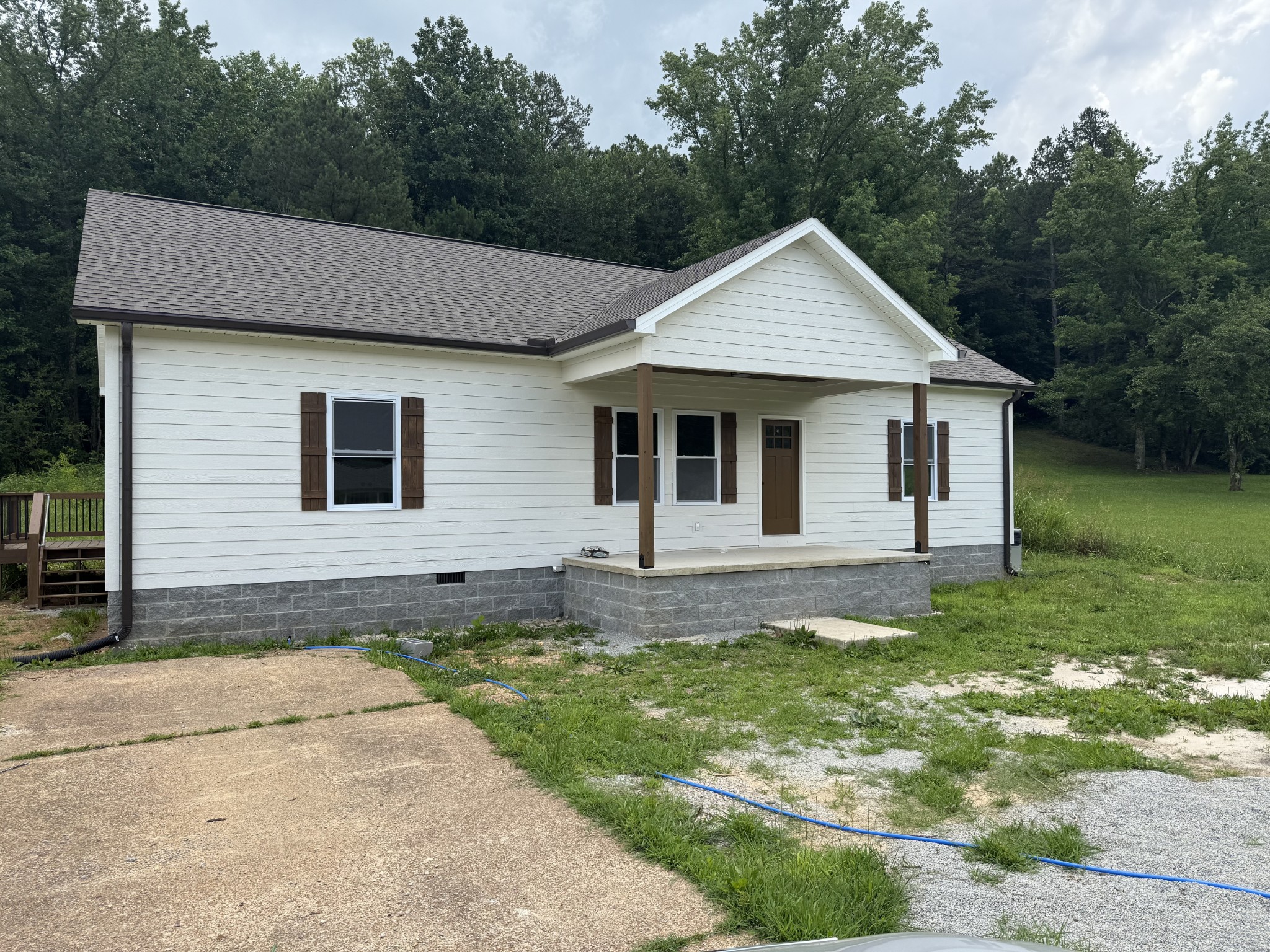5081 Sunny Acres Dr Property Photo 1