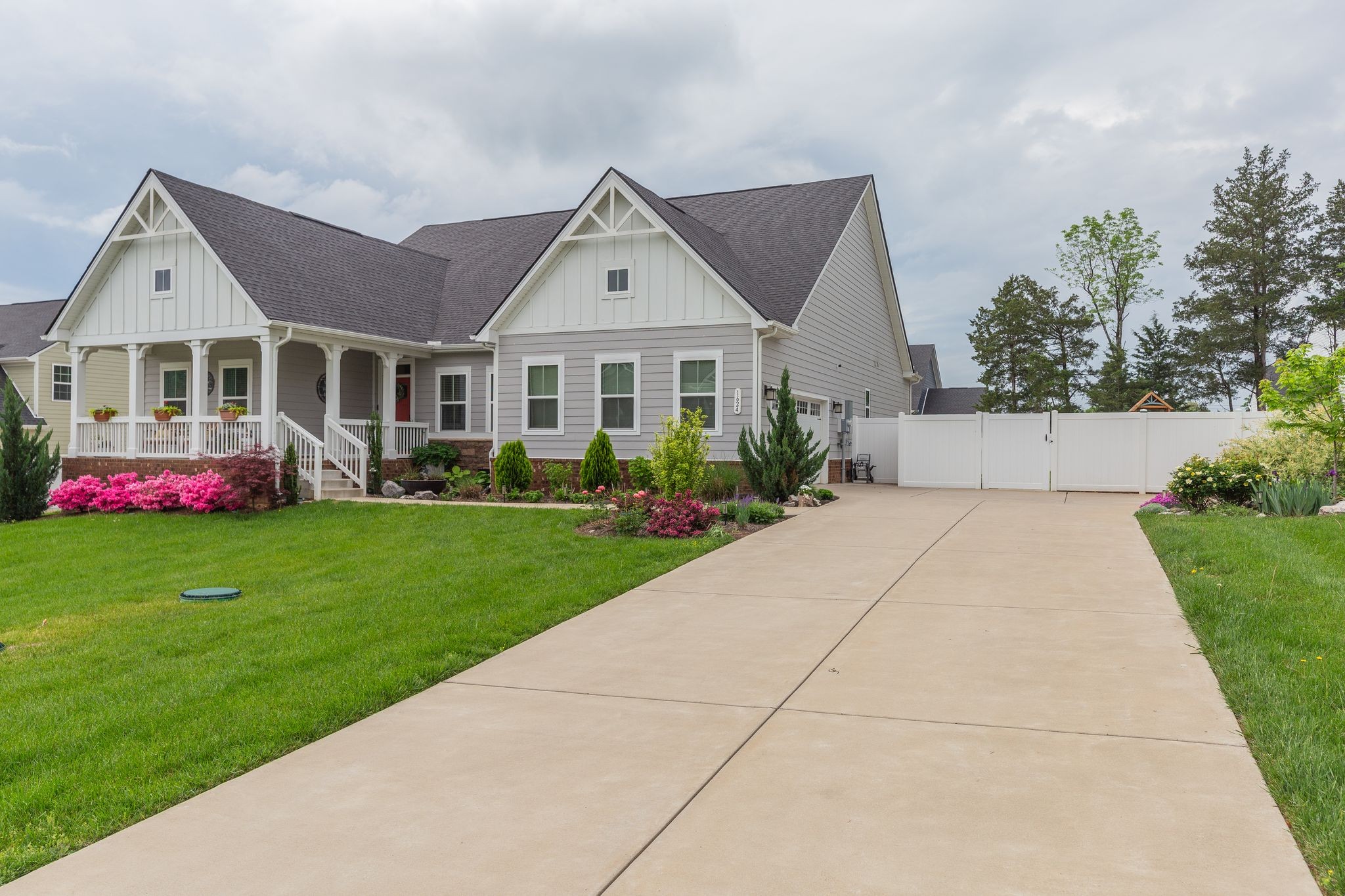 1624 Lila Dr Property Photo 2