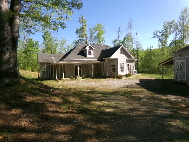 37050 Real Estate Listings Main Image