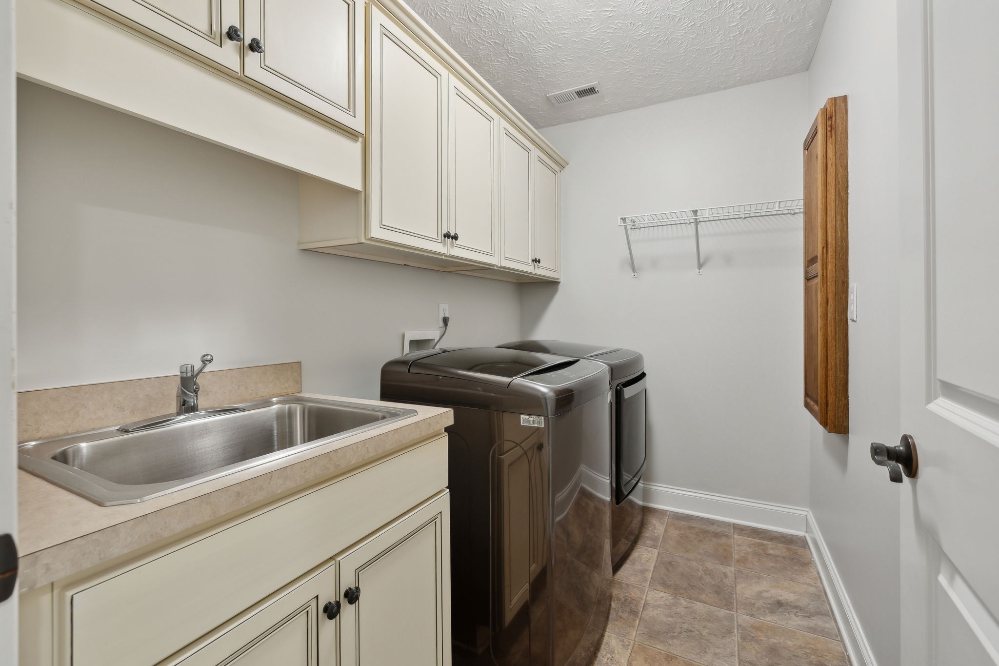 132 Thornwood Pl Property Photo 51