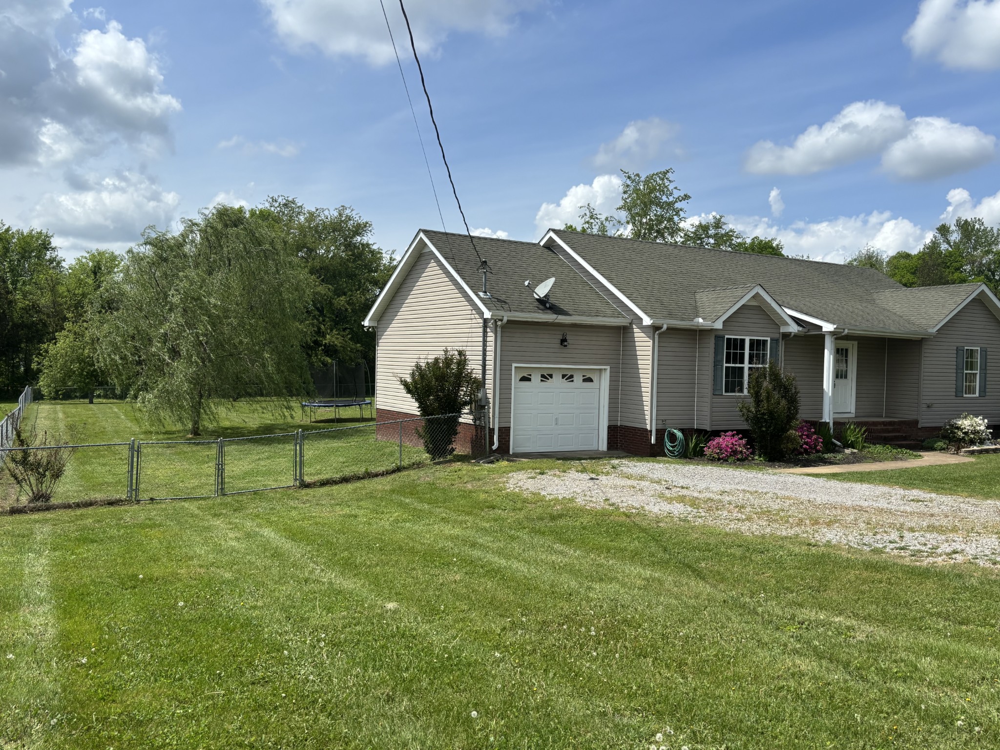 310 Tarpley Ave Property Photo 7