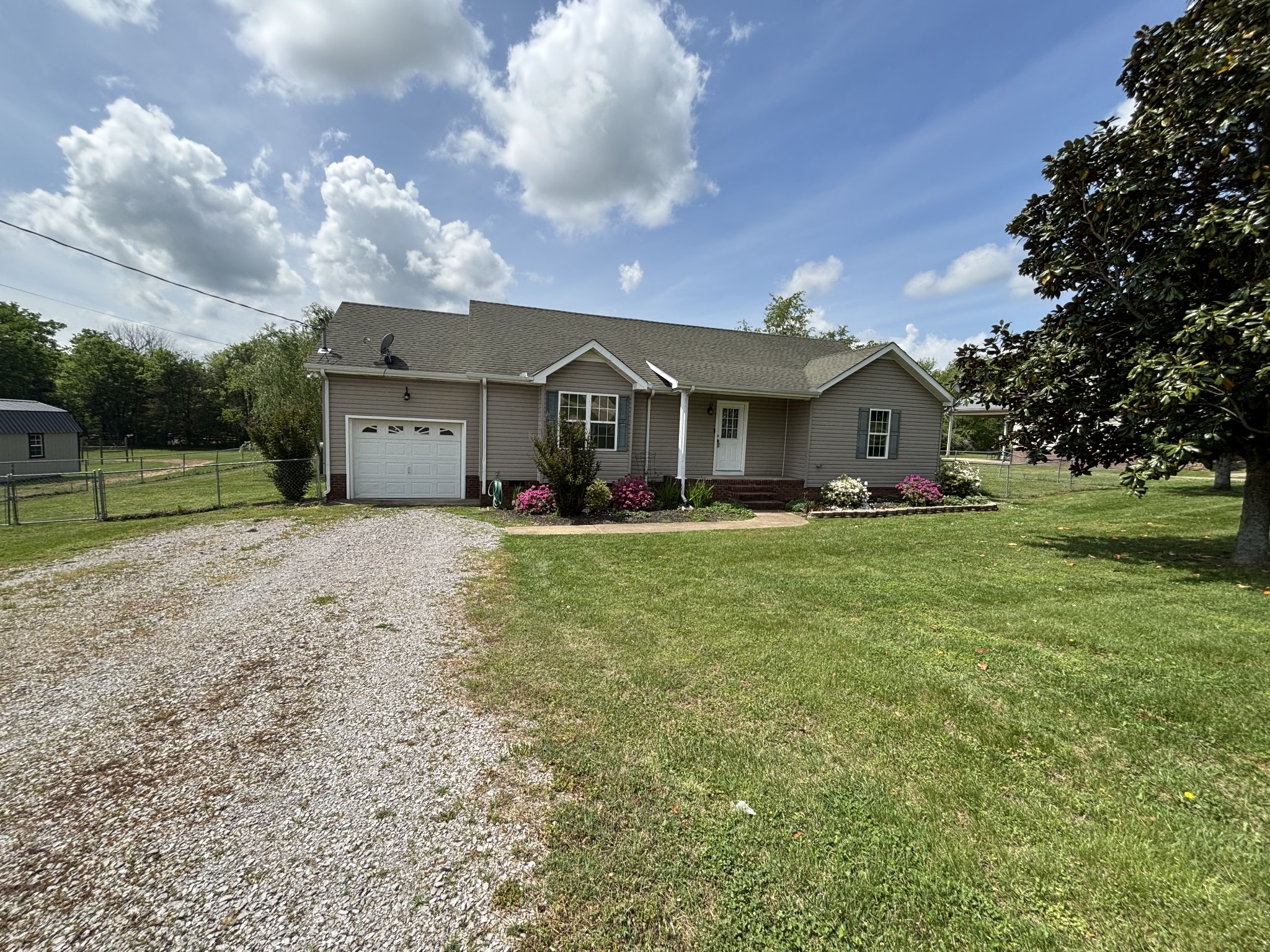 310 Tarpley Ave Property Photo 10