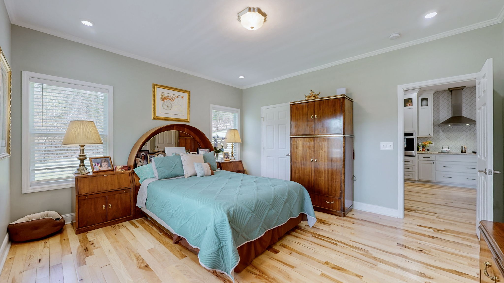 54 Thomas Rd Property Photo 17