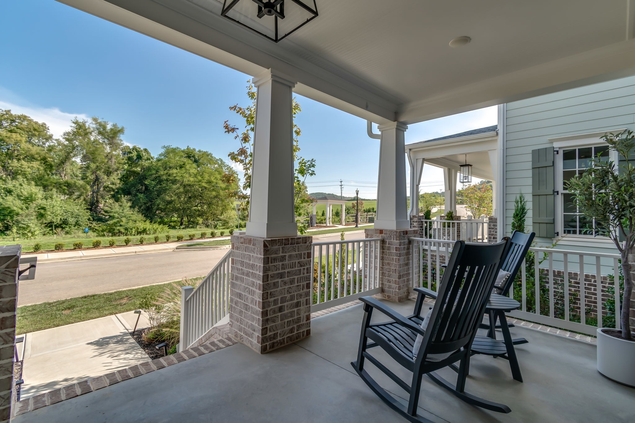 1061 Southbrooke Blvd Property Photo 5