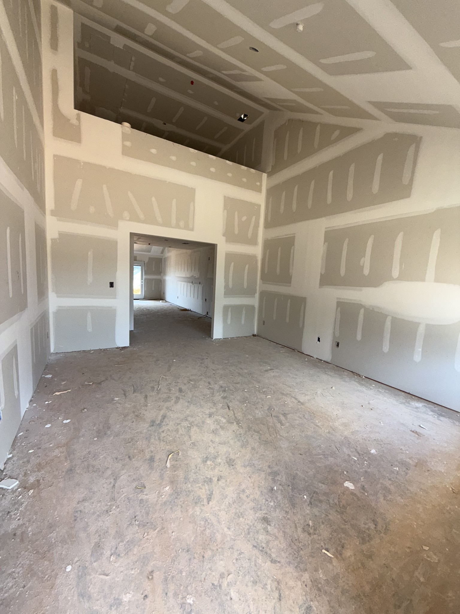 105 Coleson Lane Property Photo 3