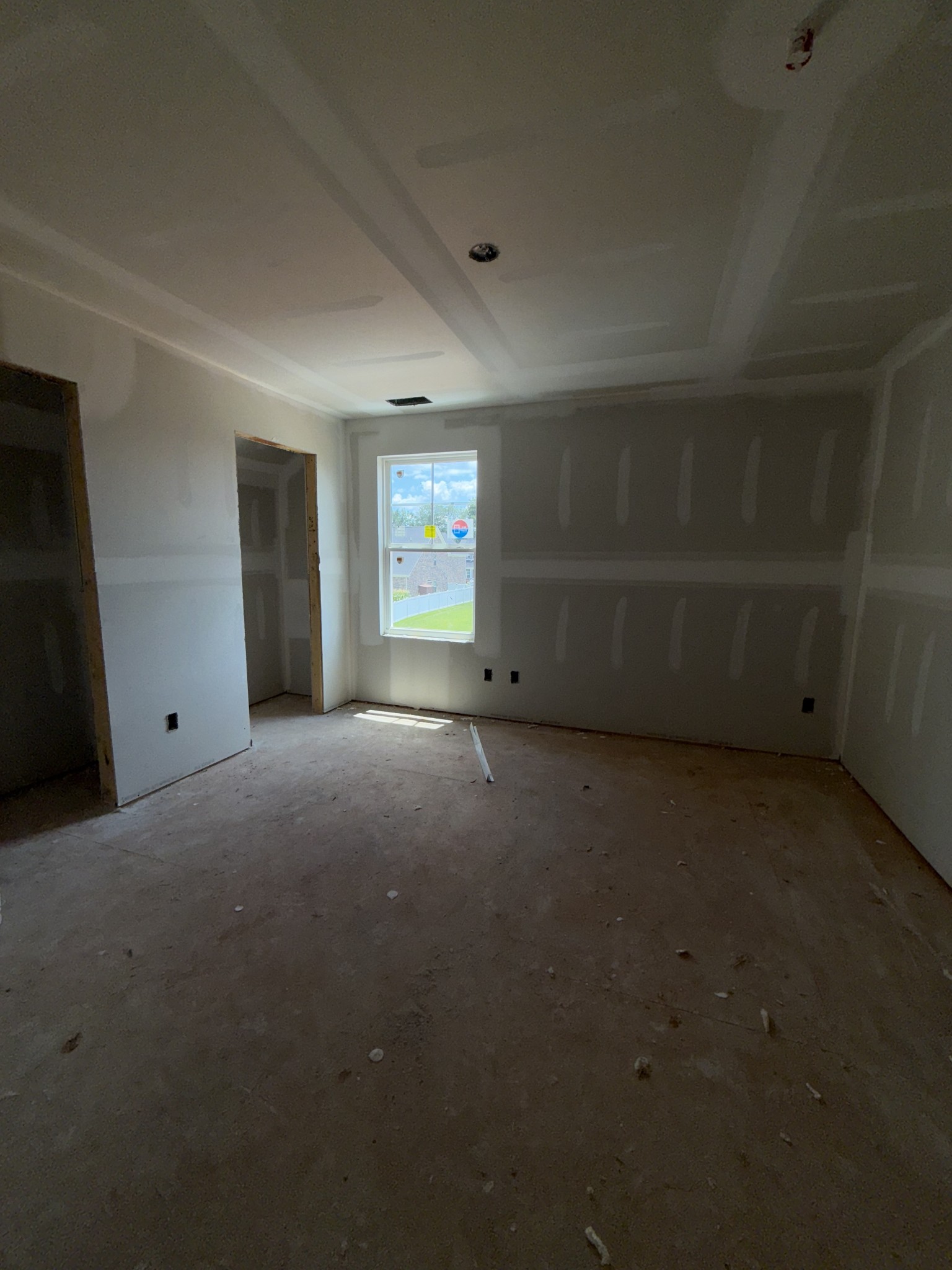 105 Coleson Lane Property Photo 8