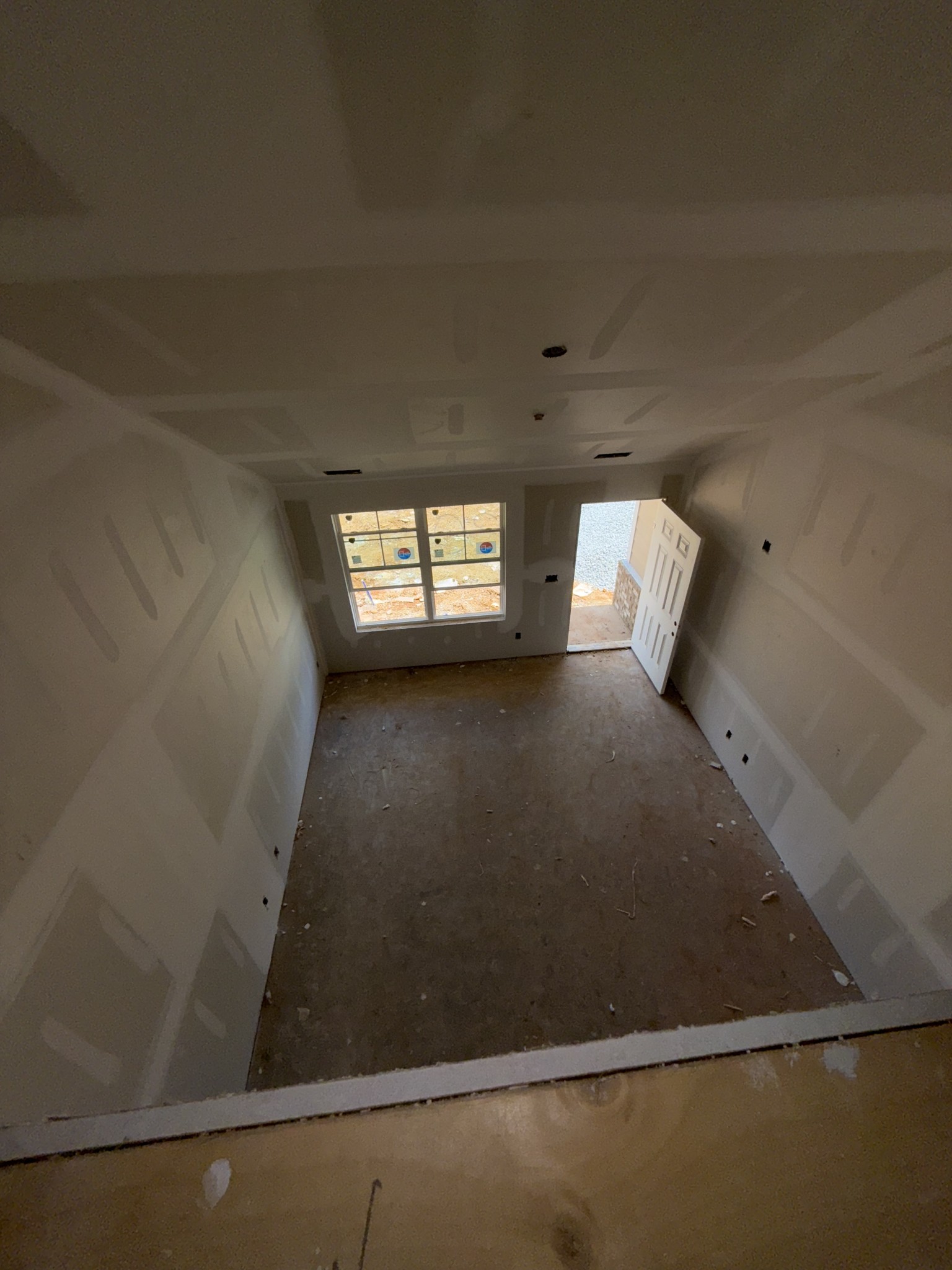 105 Coleson Lane Property Photo 9