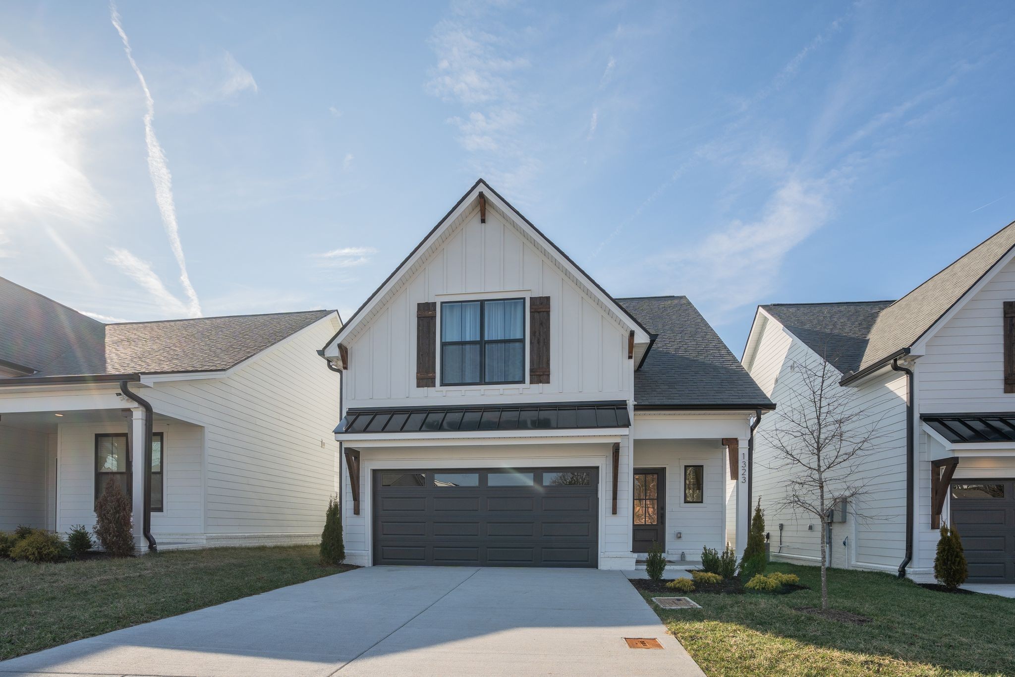 1323 Island View Court Property Photo 1