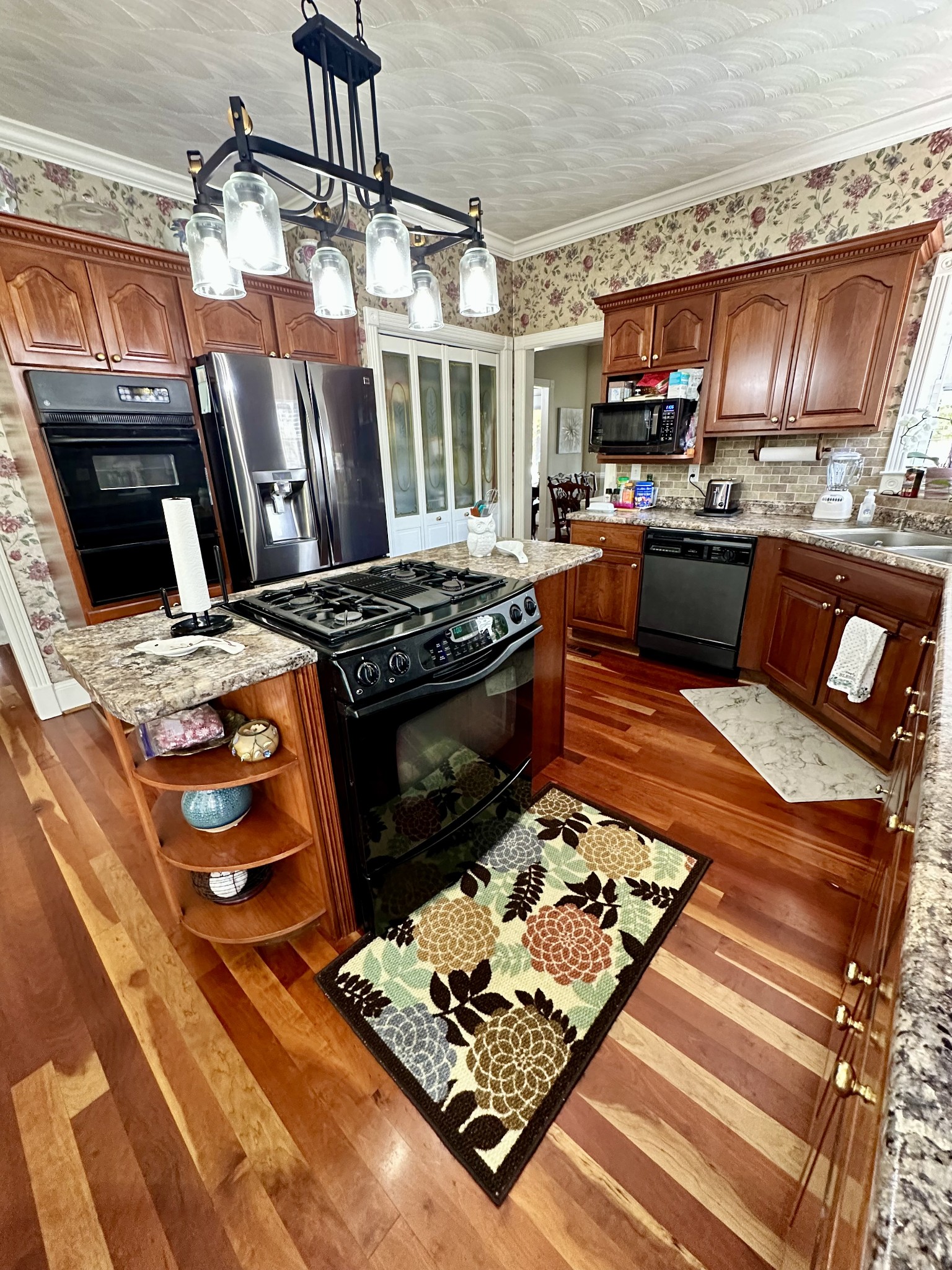 9825 Highway 69a Property Photo 11