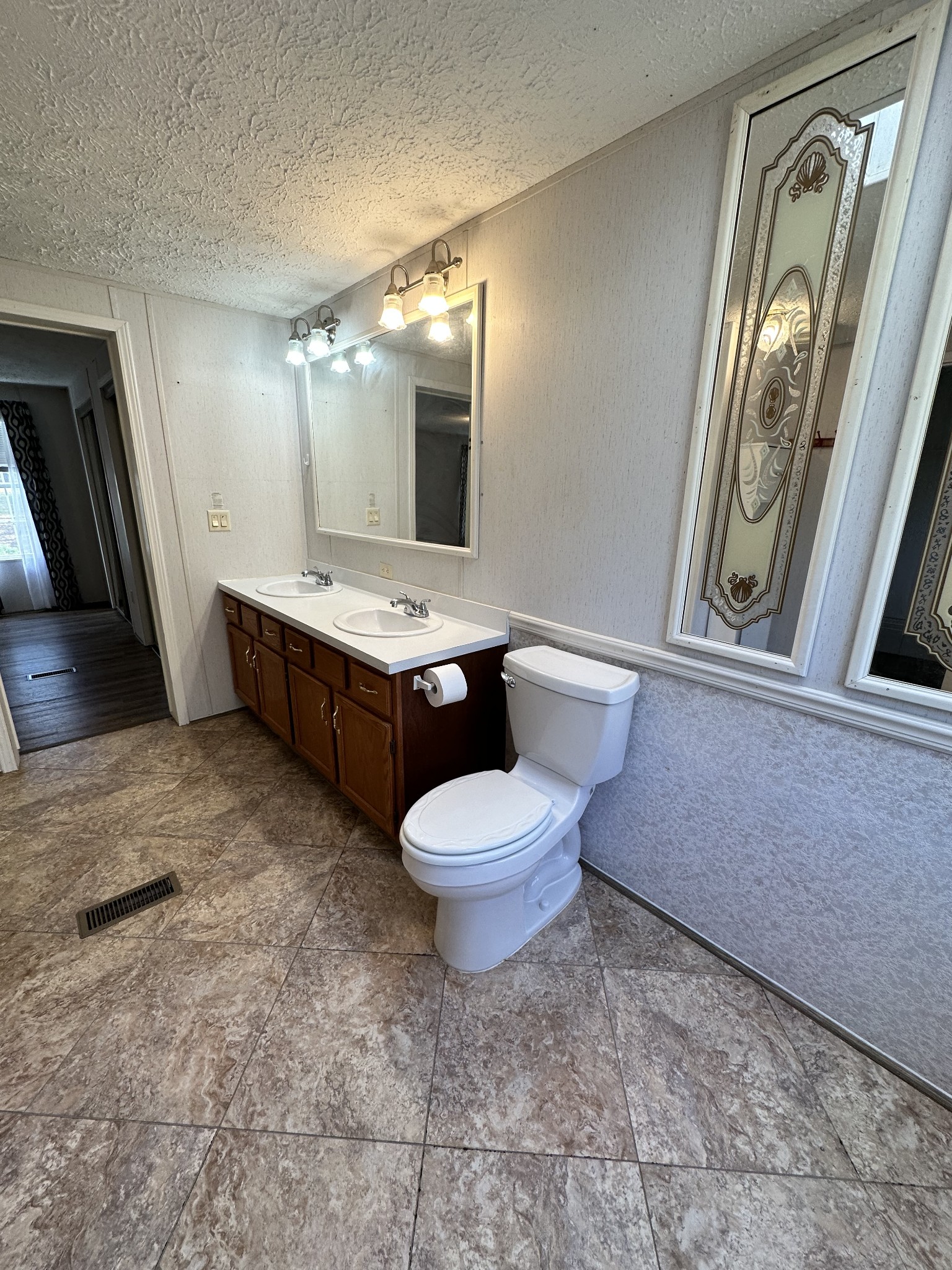 9825 Highway 69a Property Photo 29