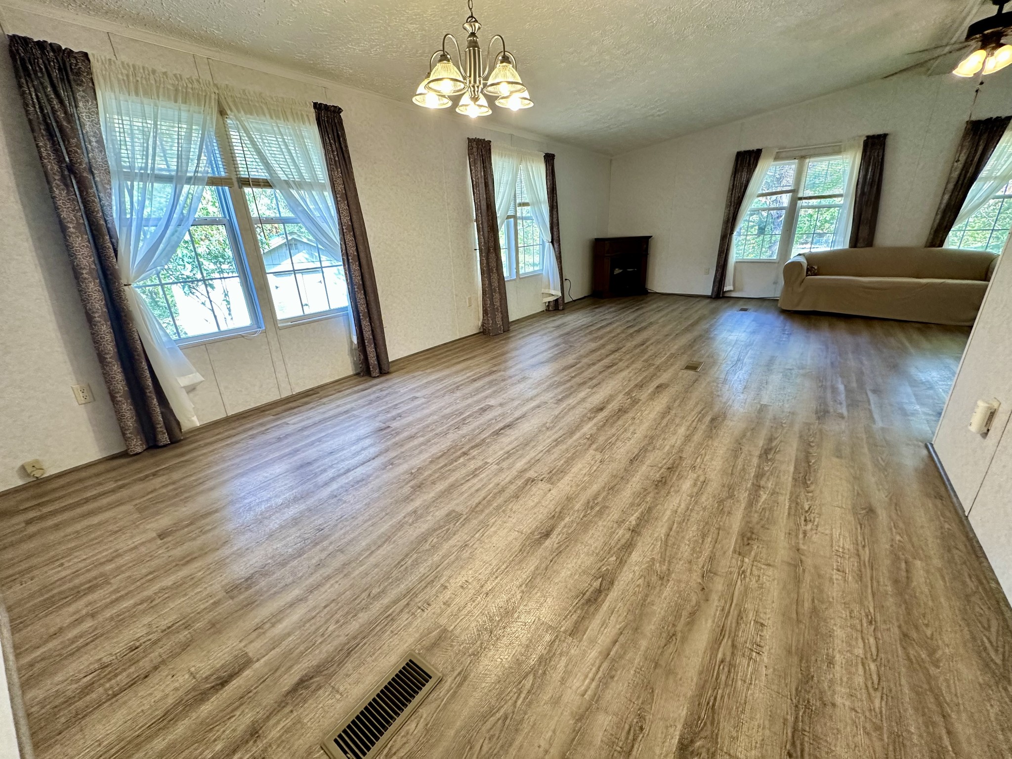 9825 Highway 69a Property Photo 39