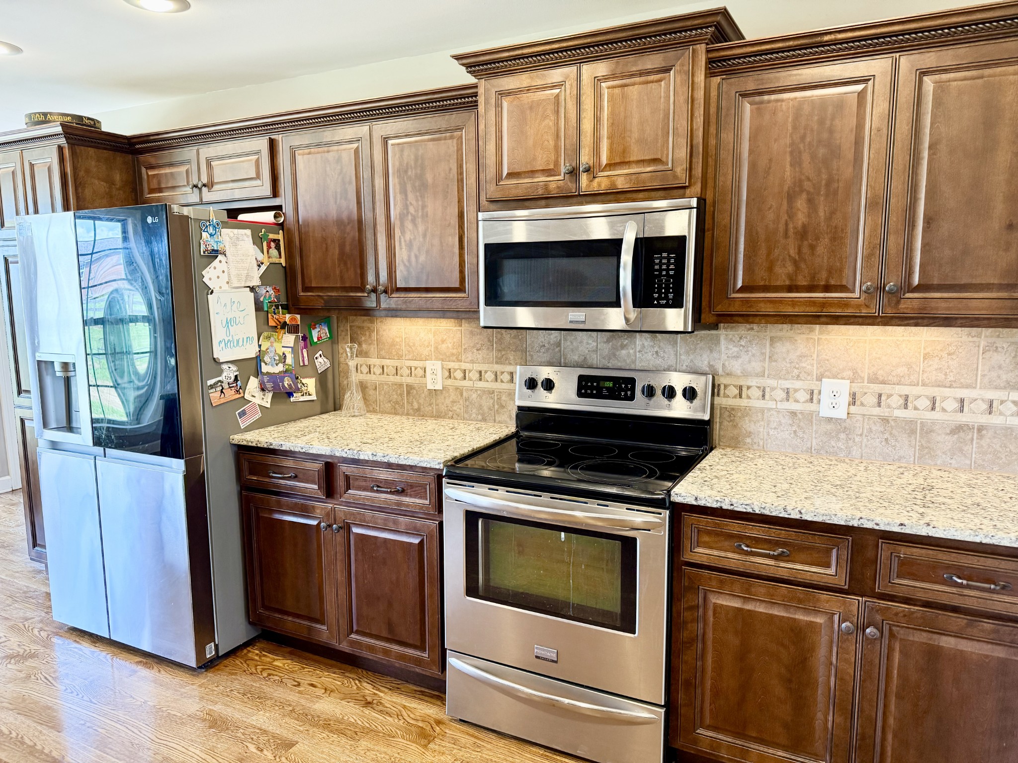 530 Thompson Ln Property Photo 14