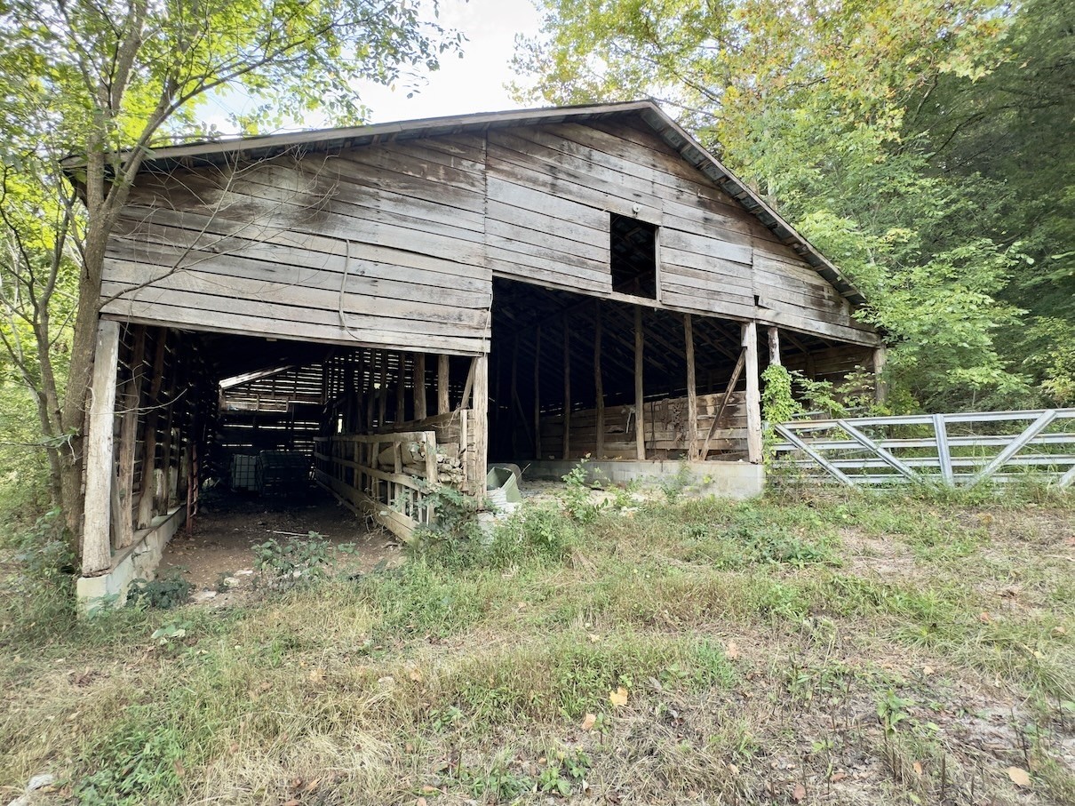 1634 Gilley Hill Rd Property Photo 10