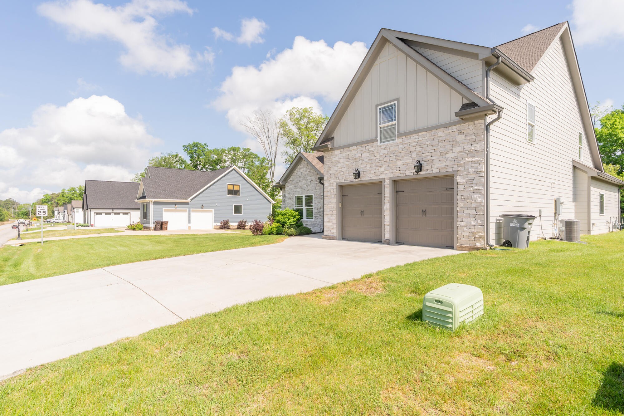 7140 Sylar Road Property Photo 2