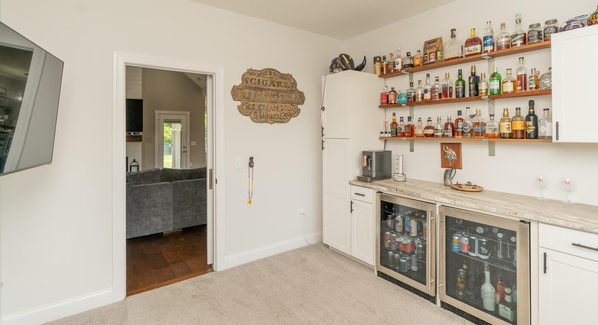 7140 Sylar Road Property Photo 11