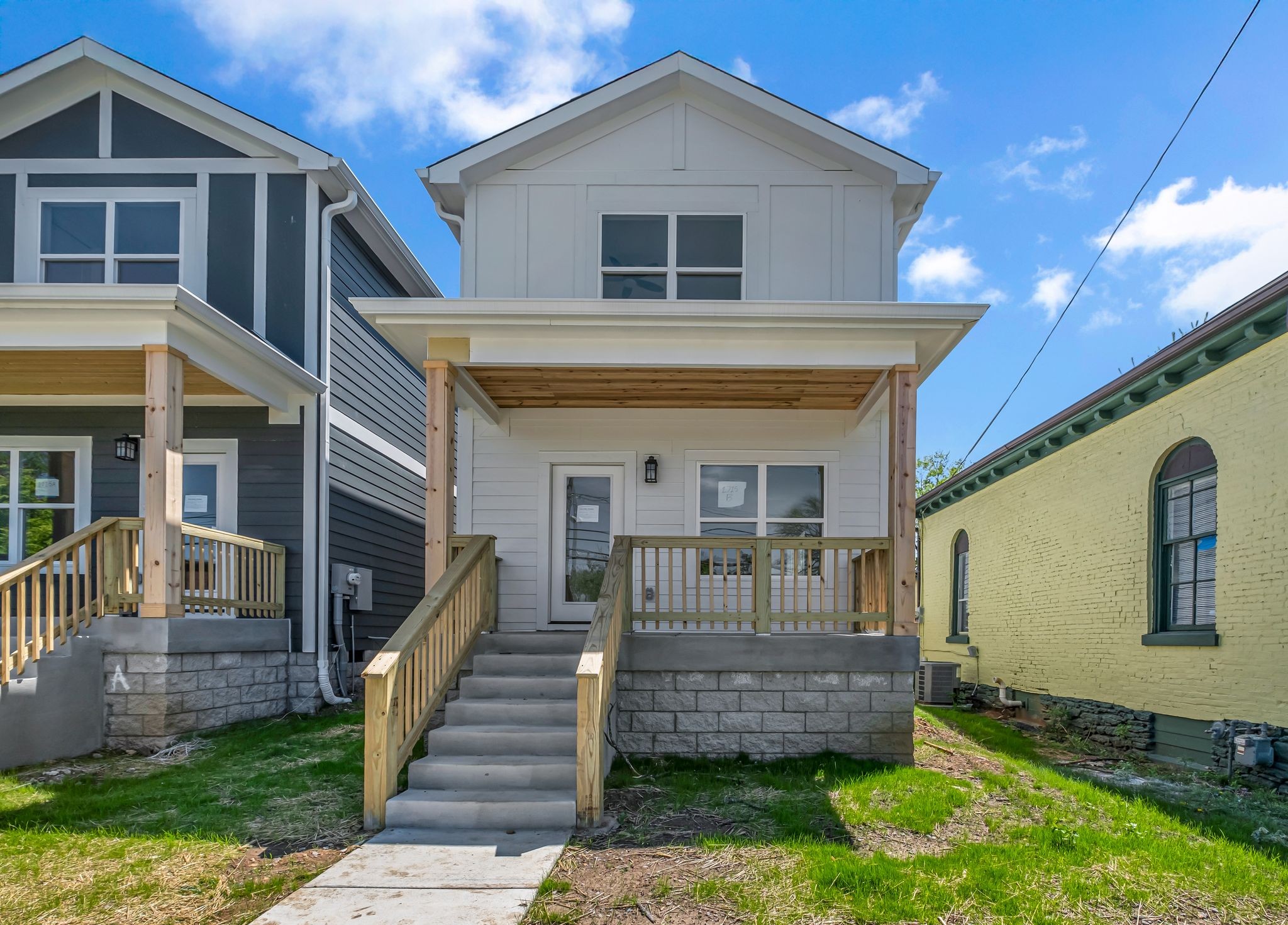 1715b Heiman St Property Photo