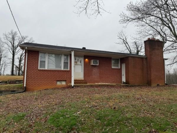 6115 Carrs Chapel Rd Property Photo