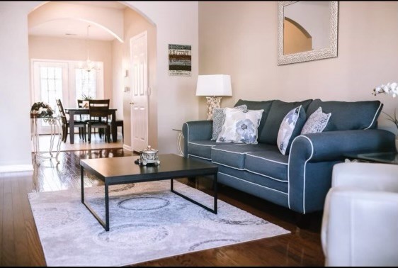 3209 Long Blvd Property Photo
