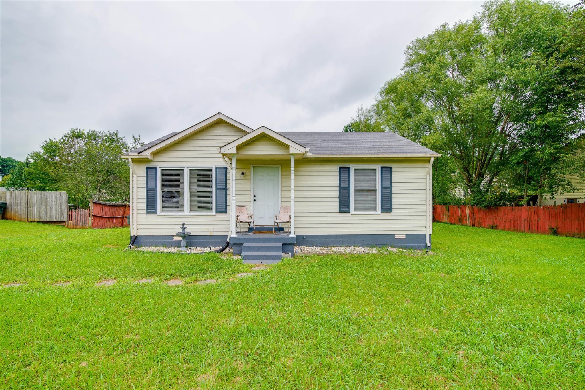 306 Ivy Ct Property Photo 1