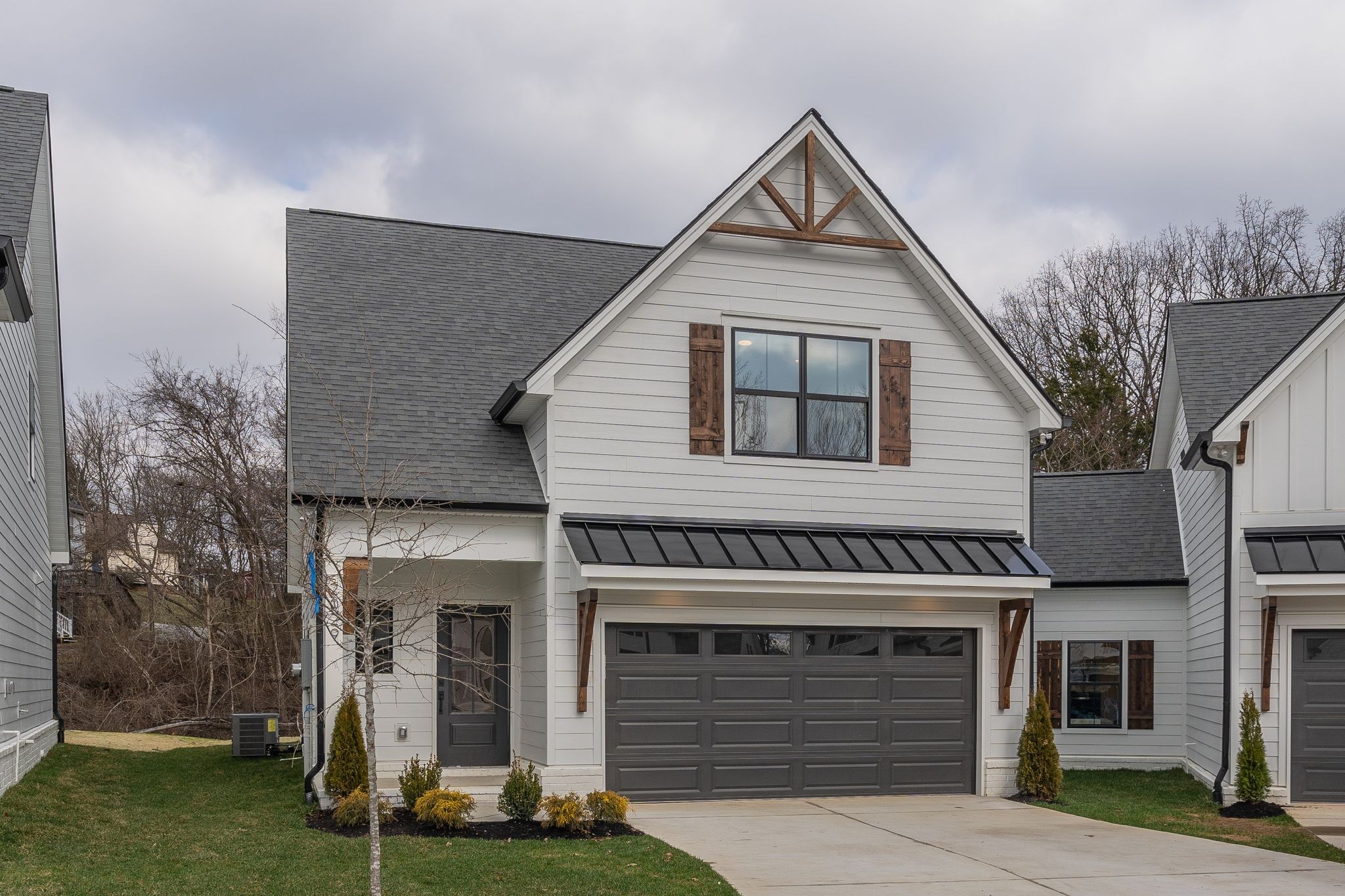 2029 Pleasant Cove Property Photo