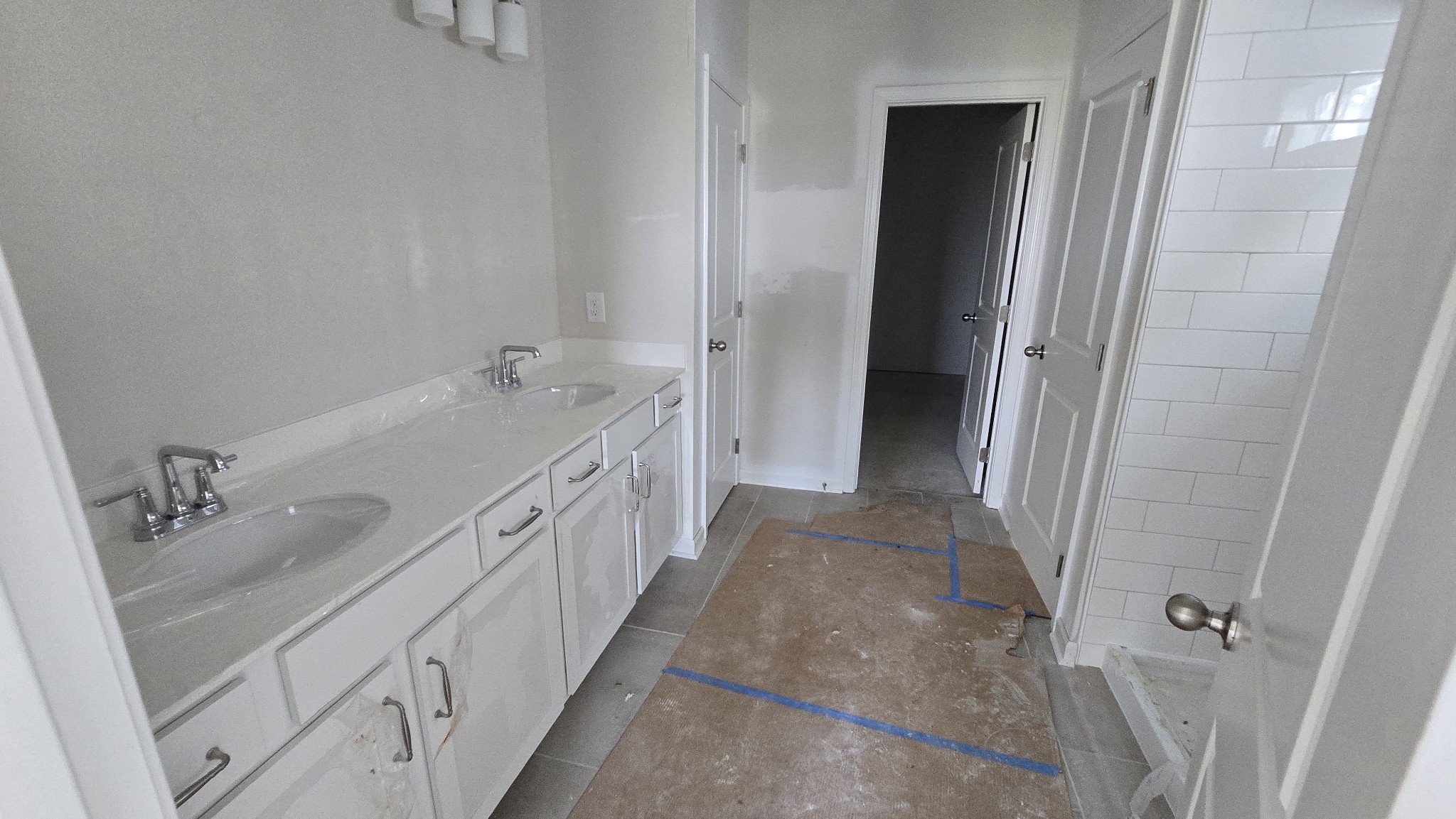 6108 Saxlingham Place Property Photo 10