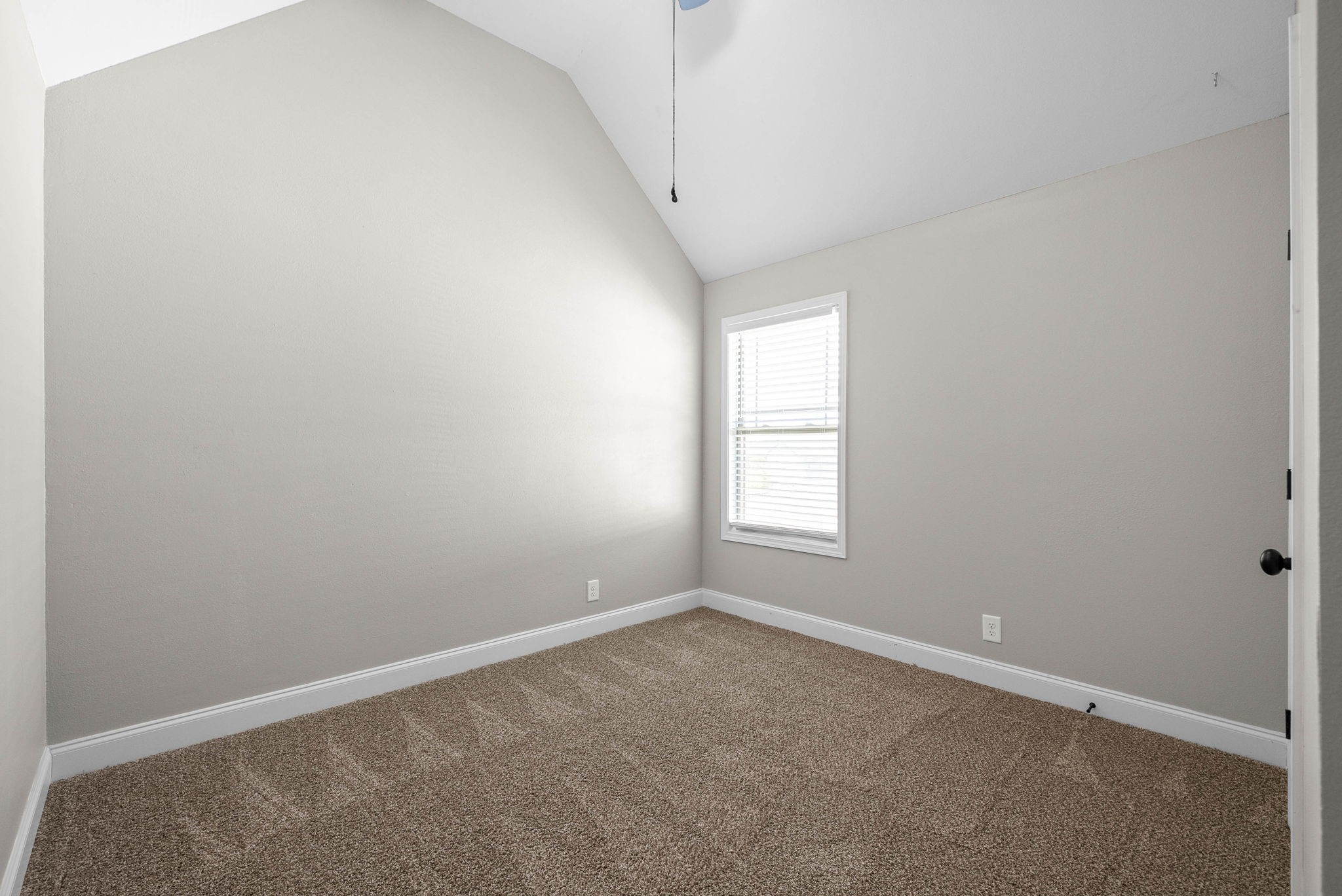 1236 Winterset Dr Property Photo 29